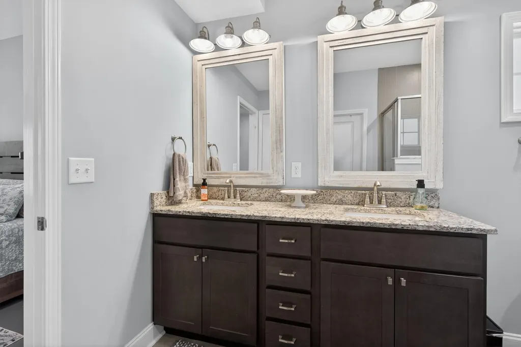 1065 Sawgrass Cove Lexington KY 40509