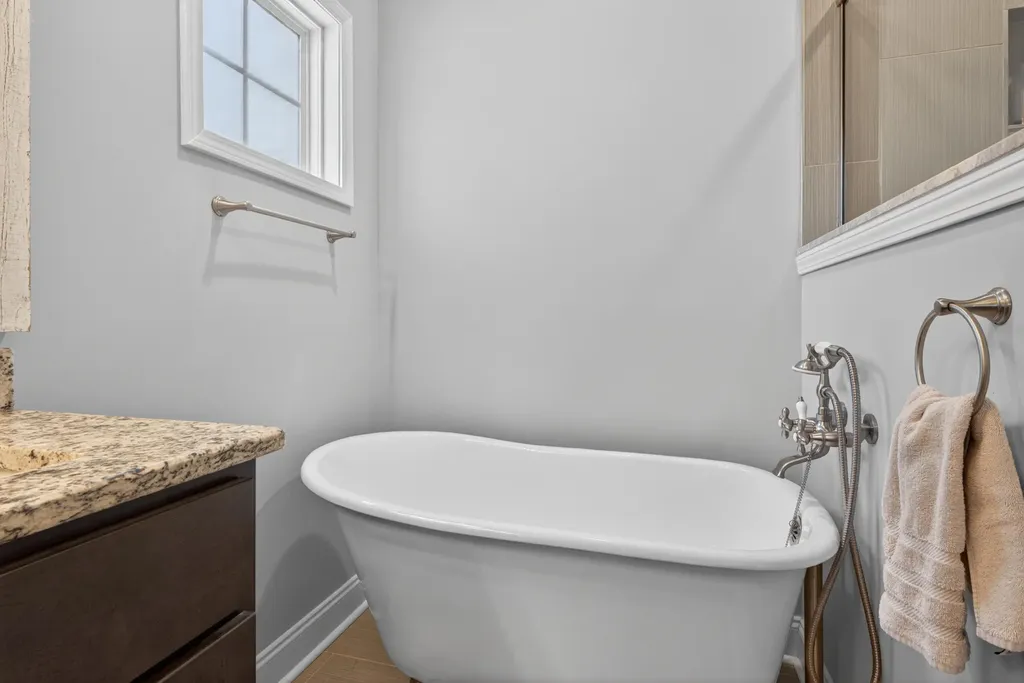 1065 Sawgrass Cove Lexington KY 40509