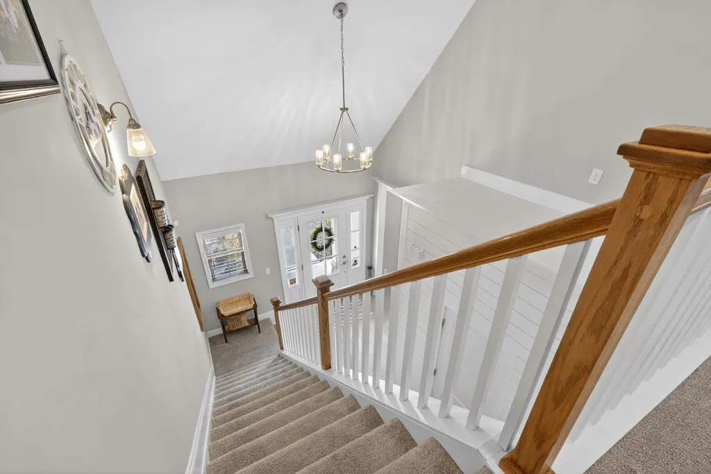 1065 Sawgrass Cove Lexington KY 40509