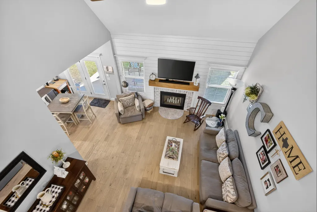 1065 Sawgrass Cove Lexington KY 40509