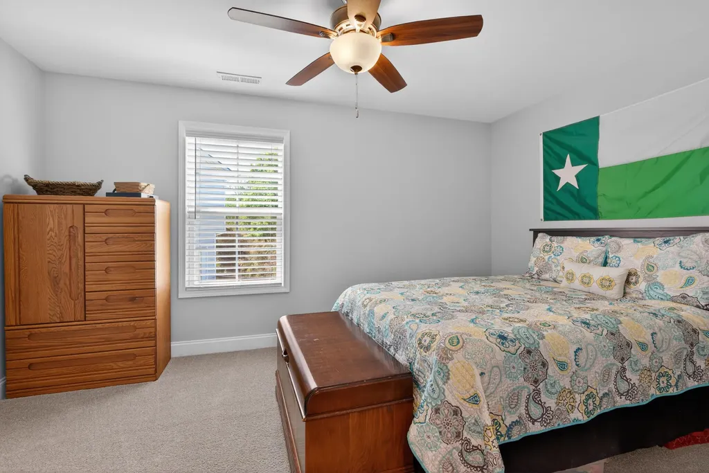 1065 Sawgrass Cove Lexington KY 40509