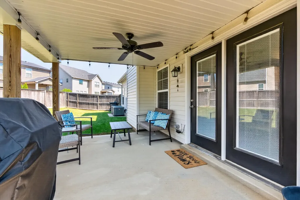 1065 Sawgrass Cove Lexington KY 40509