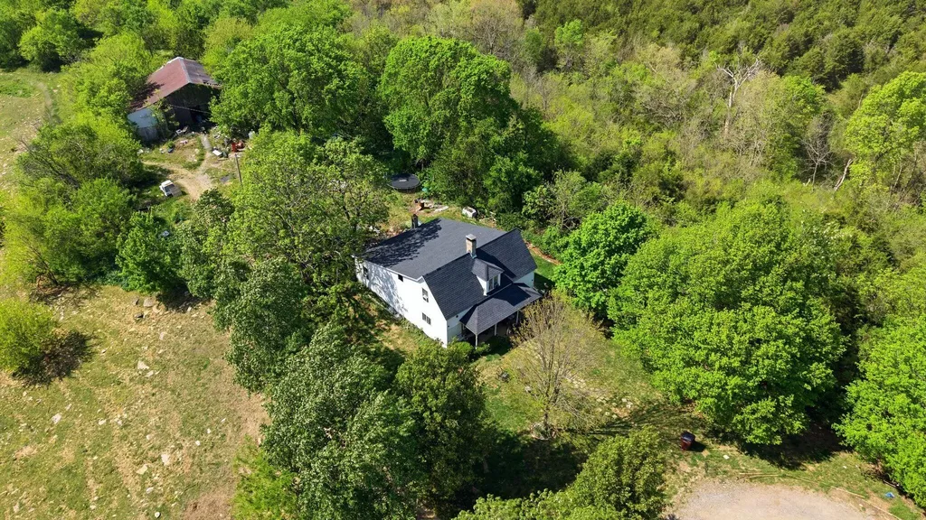 1092 Bushtown Road Harrodsburg KY 40330