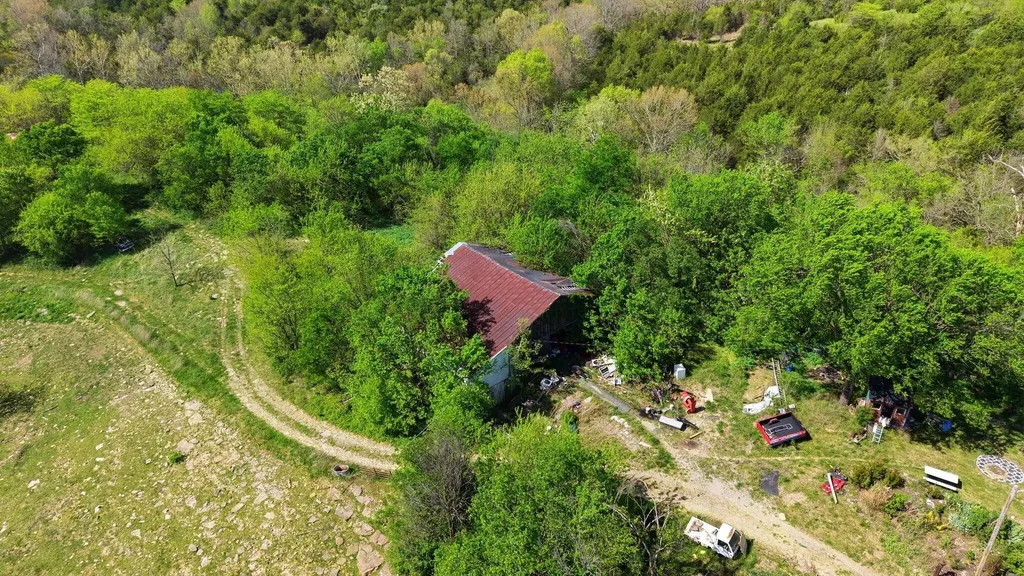 1092 Bushtown Road Harrodsburg KY 40330