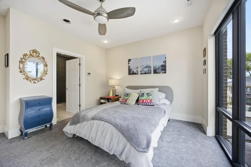 261 S Limestone Lexington KY 40508