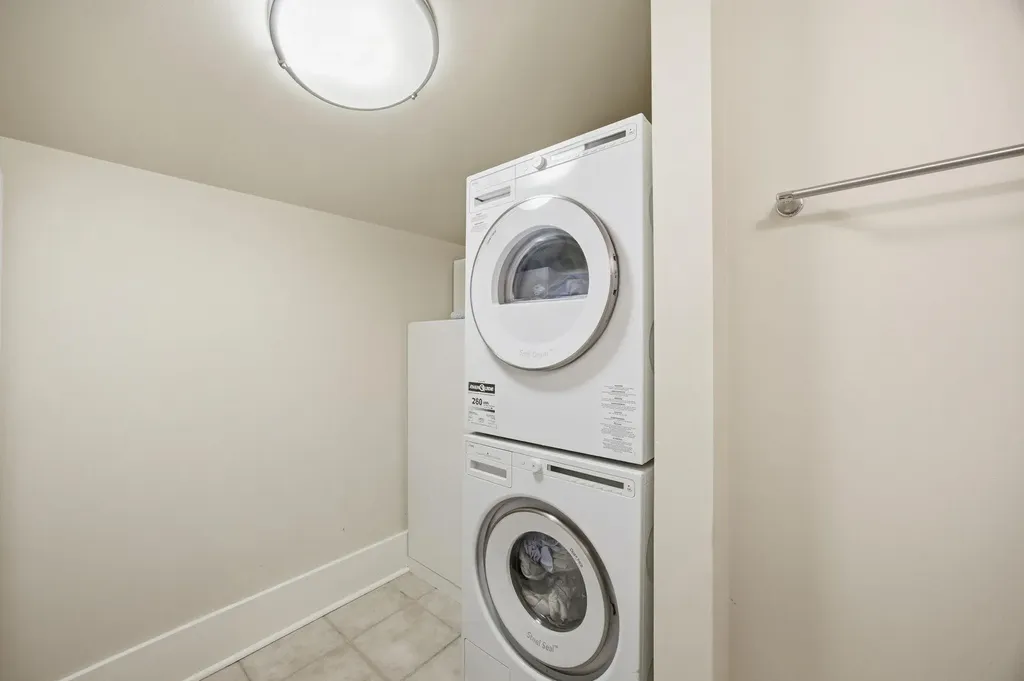 261 S Limestone Lexington KY 40508