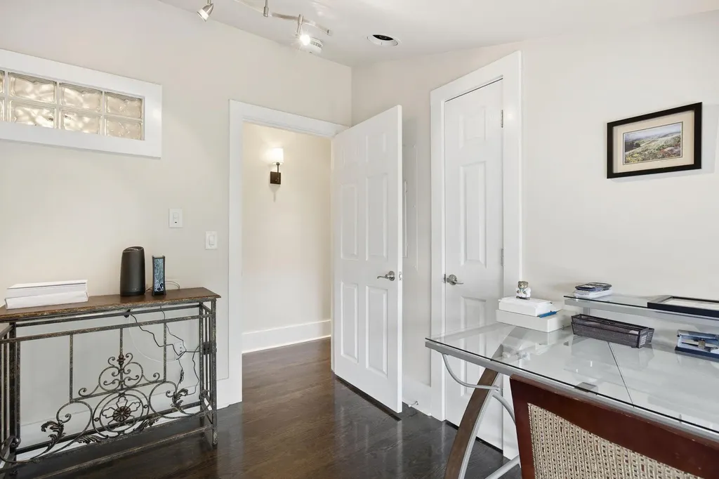 261 S Limestone Lexington KY 40508