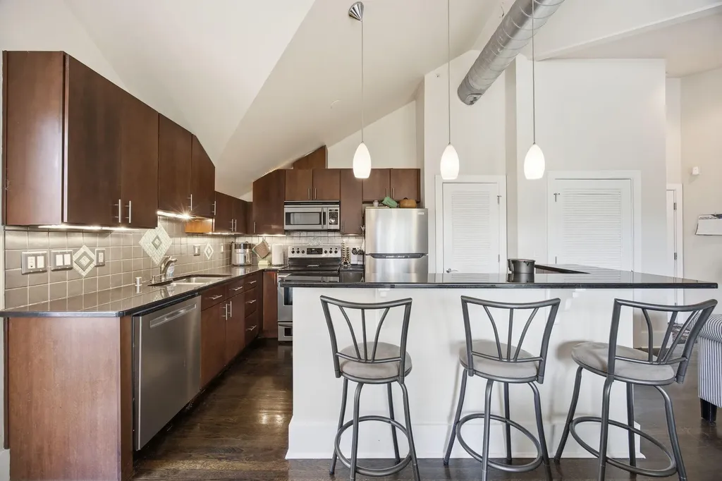 261 S Limestone Lexington KY 40508