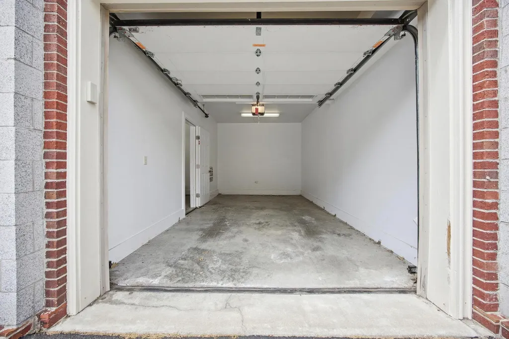 261 S Limestone Lexington KY 40508