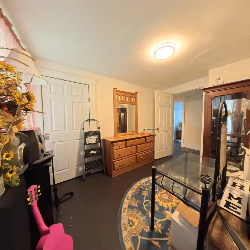286 Broadway Street Irvine KY 40336