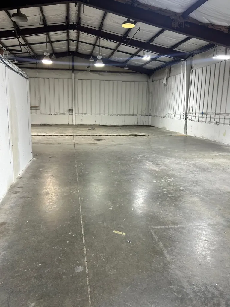 2688 Highway 90 Bronston KY 42518