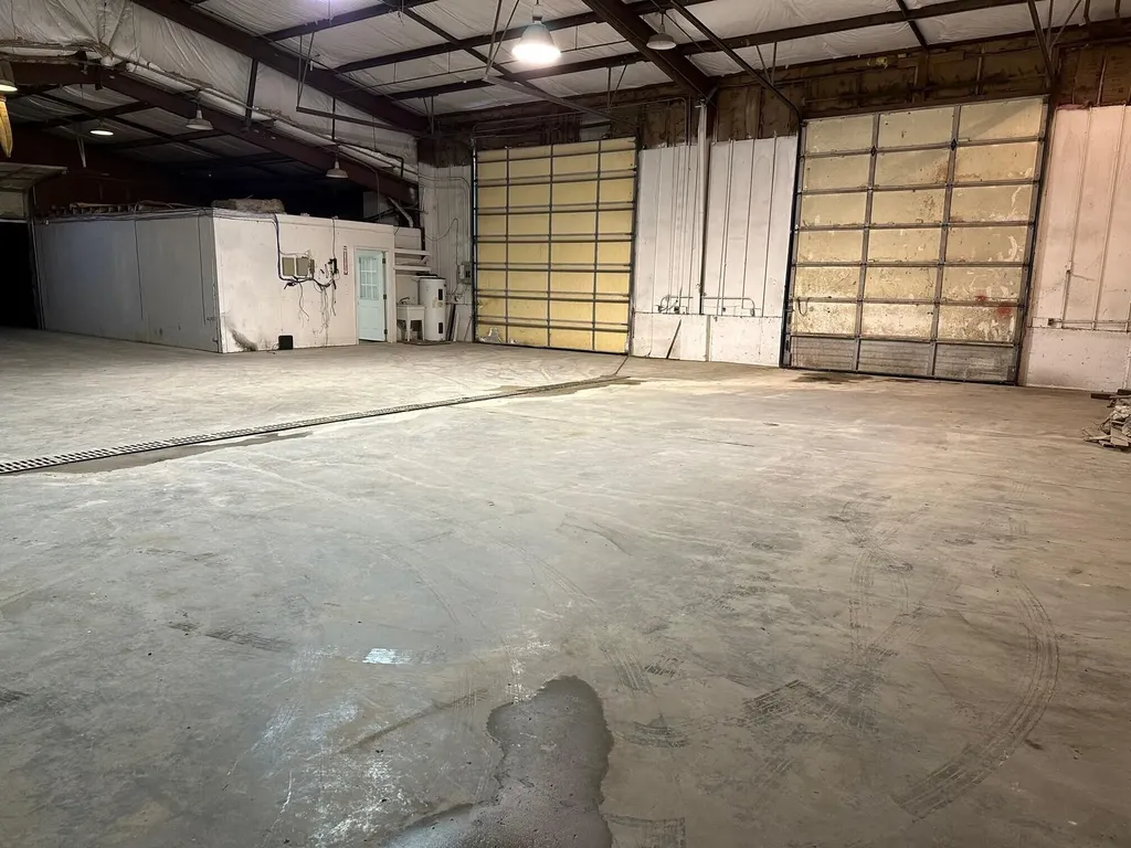 2688 Highway 90 Bronston KY 42518