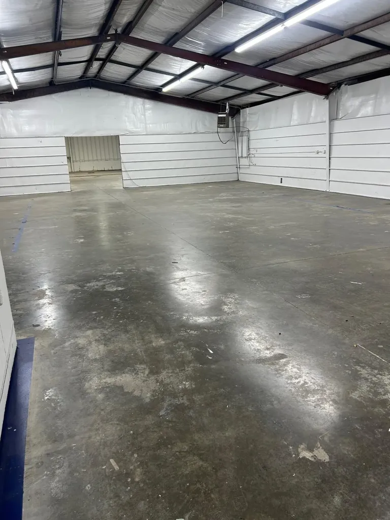 2688 Highway 90 Bronston KY 42518