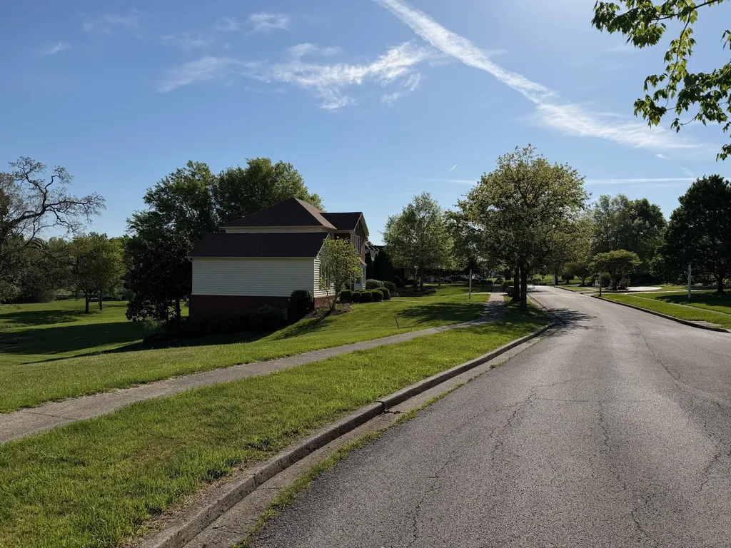 90 Raleigh Court Danville KY 40422