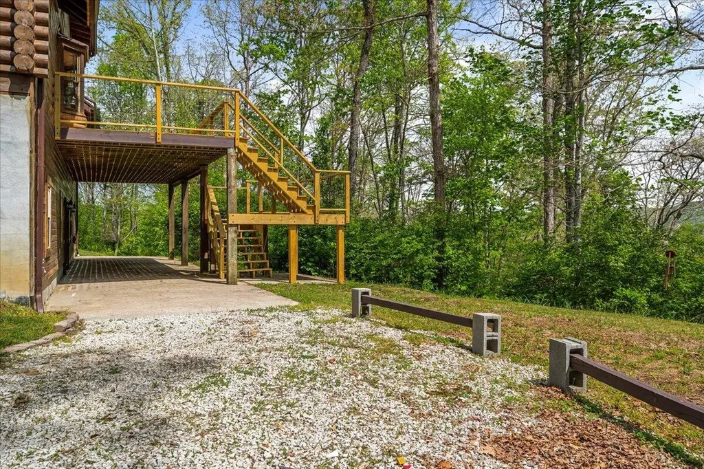 300 Oak Ridge Drive Stanton KY 40380