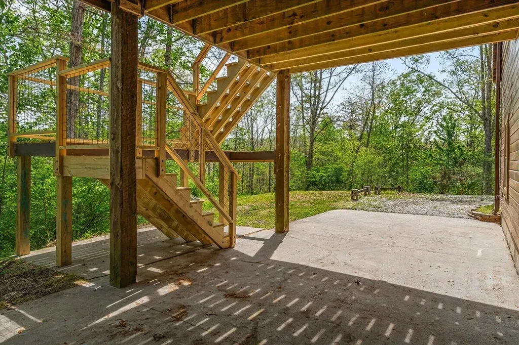 300 Oak Ridge Drive Stanton KY 40380