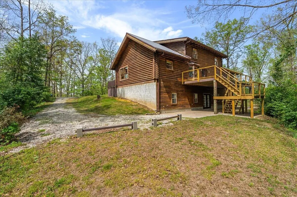 300 Oak Ridge Drive Stanton KY 40380