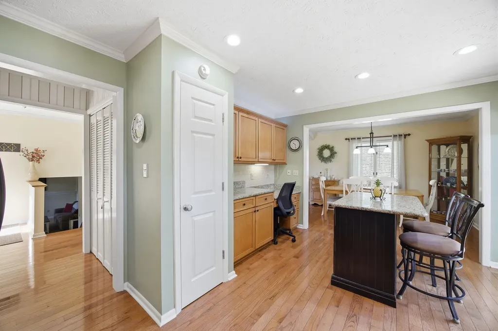 1005 Rain Court Lexington KY 40515