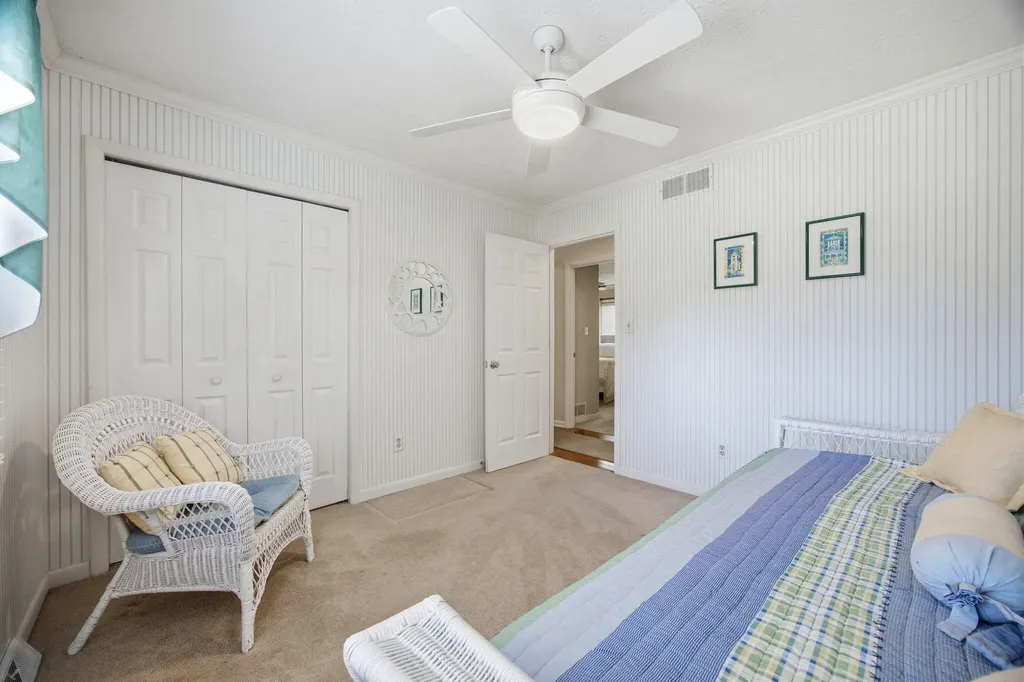 1005 Rain Court Lexington KY 40515