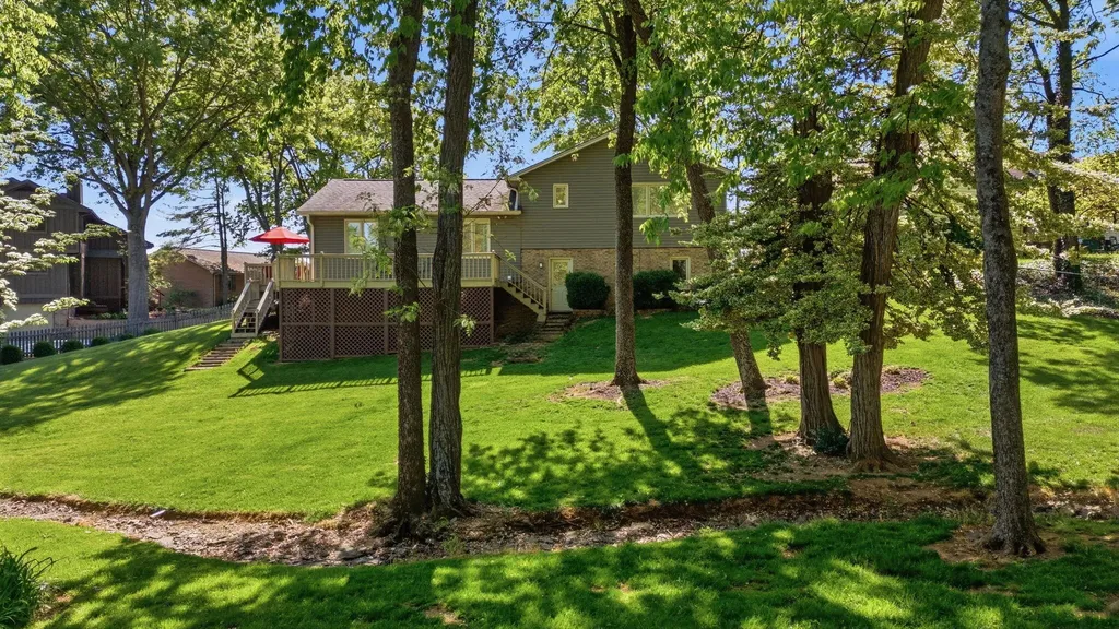 1005 Rain Court Lexington KY 40515