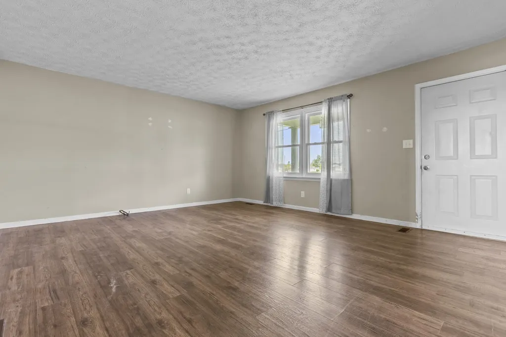 416 Talmage-mayo Road Harrodsburg KY 40330