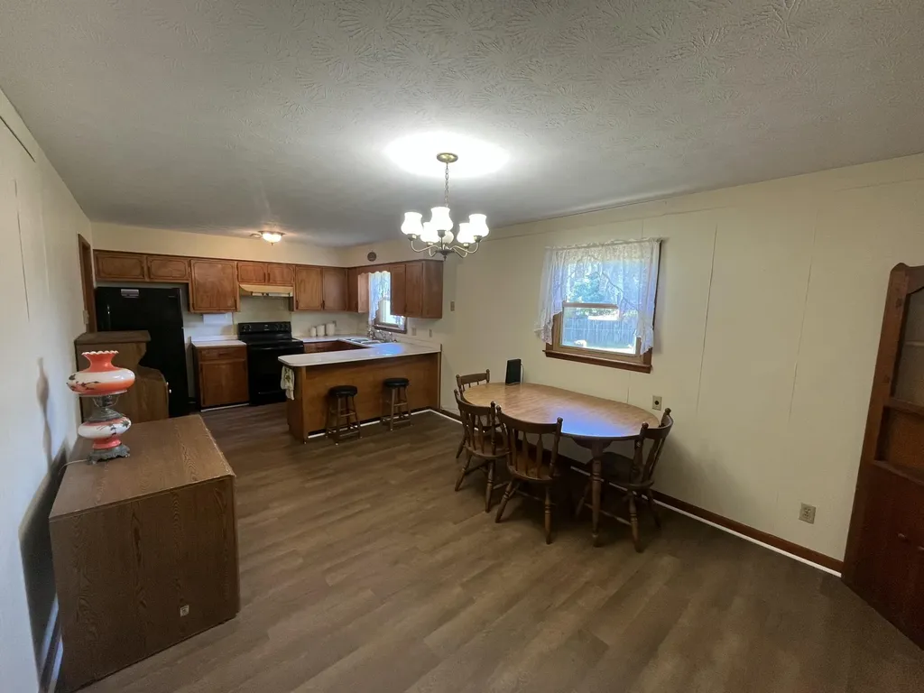 12 Hilltop Drive Science Hill KY 42553