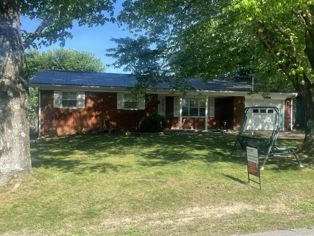 12 Hilltop Drive Science Hill KY 42553