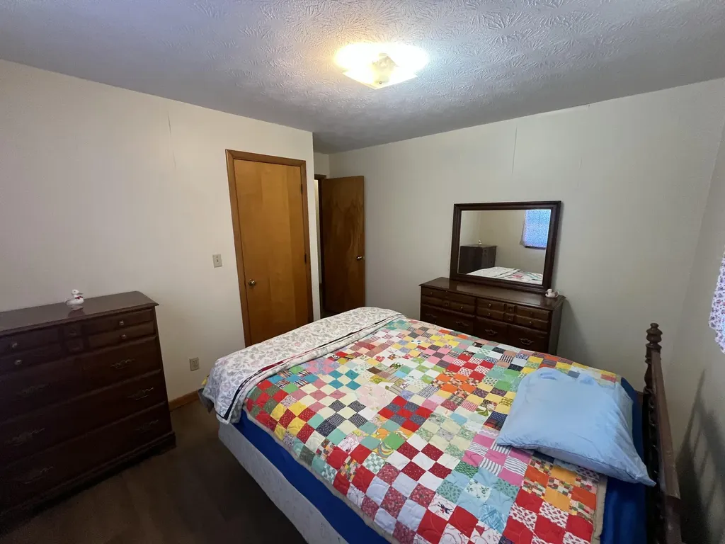 12 Hilltop Drive Science Hill KY 42553
