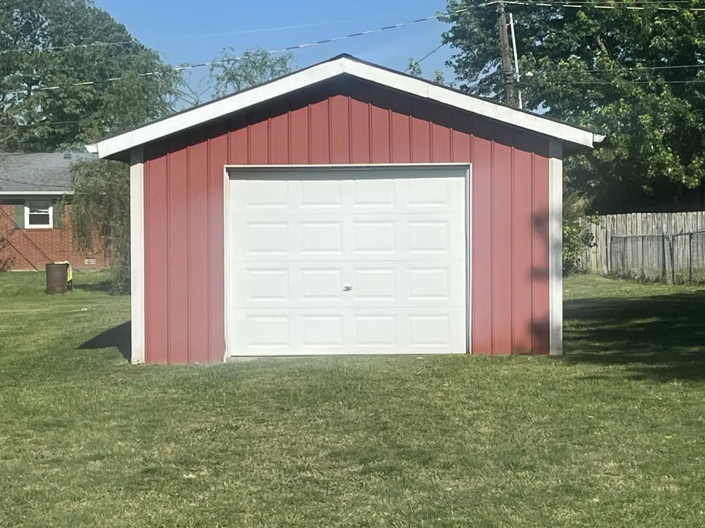 12 Hilltop Drive Science Hill KY 42553