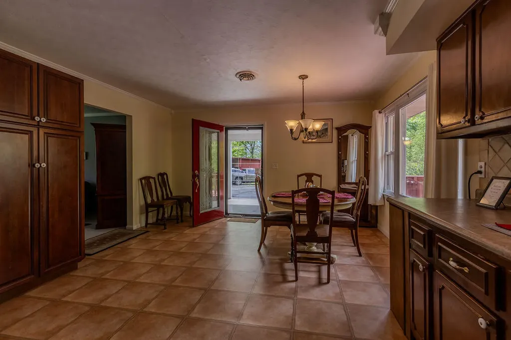 2385 Key Highway 801 Morehead KY 40351