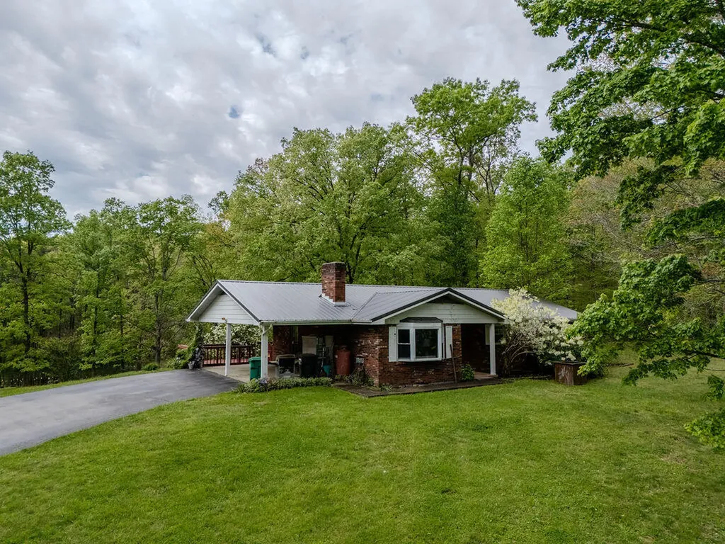 2385 Key Highway 801 Morehead KY 40351