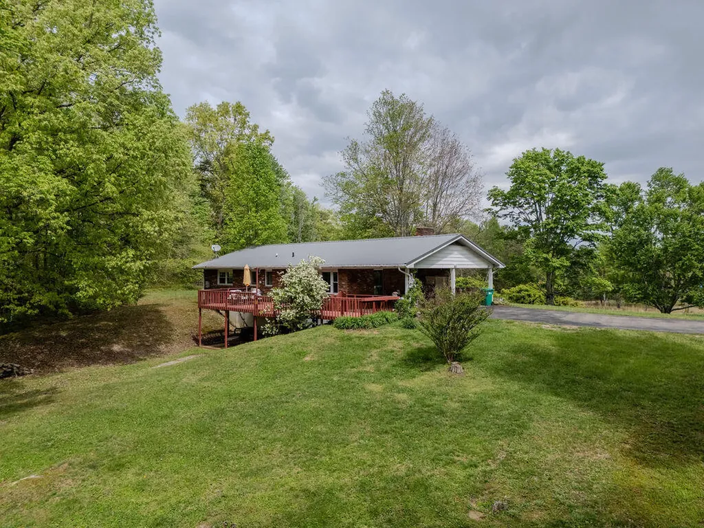 2385 Key Highway 801 Morehead KY 40351