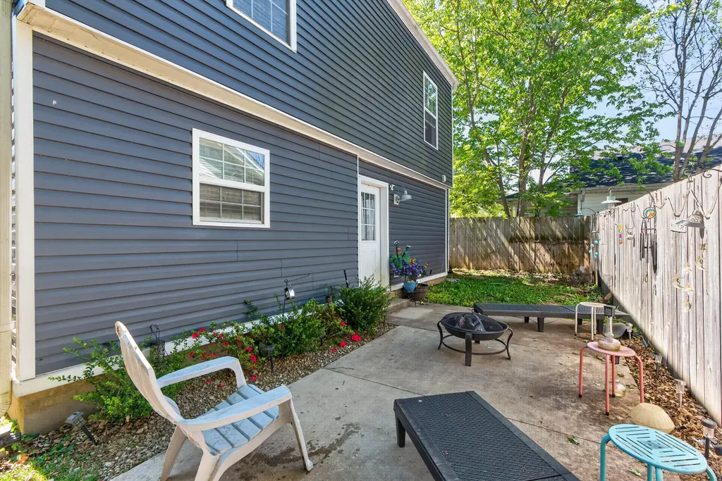 1831 Brent Street Paris KY 40361