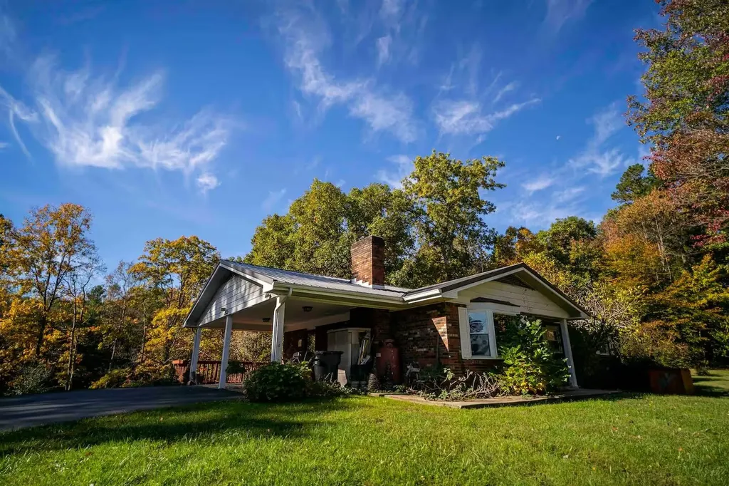 2385 Kentucky Highway 801 Morehead KY 40351