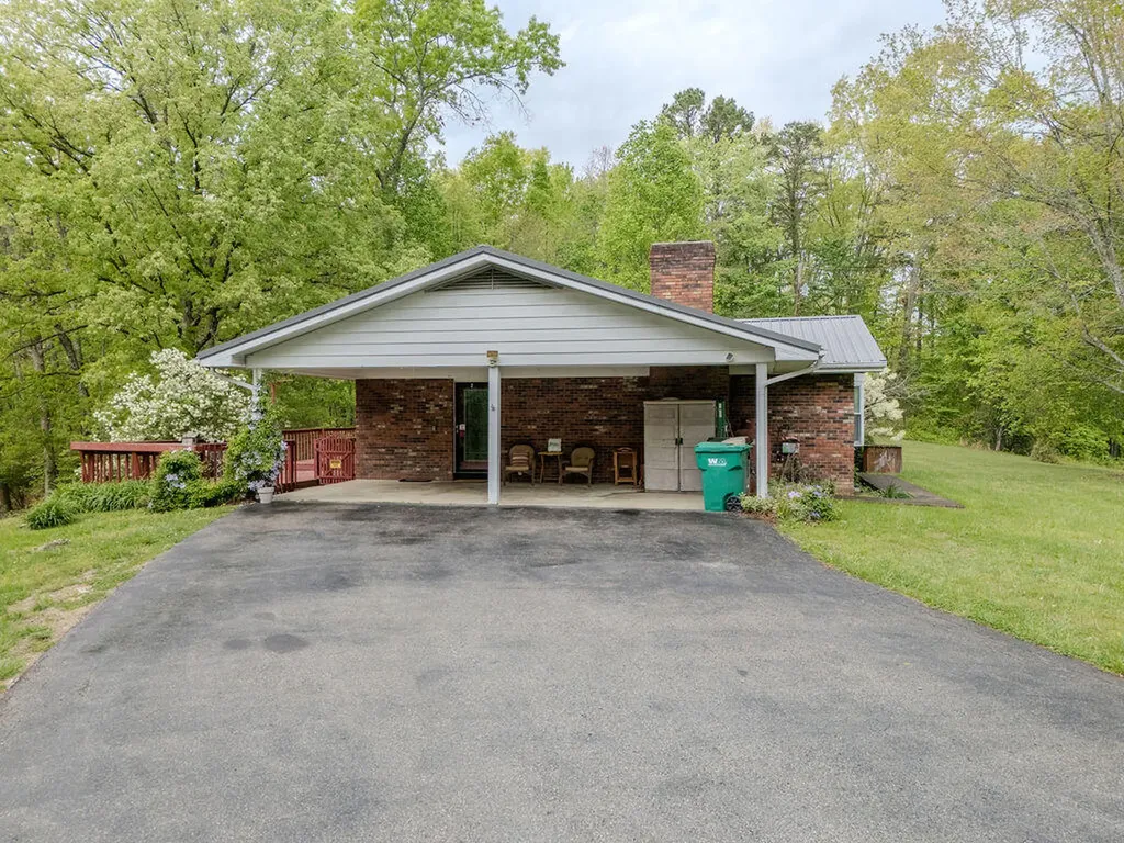 2385 Kentucky Highway 801 Morehead KY 40351