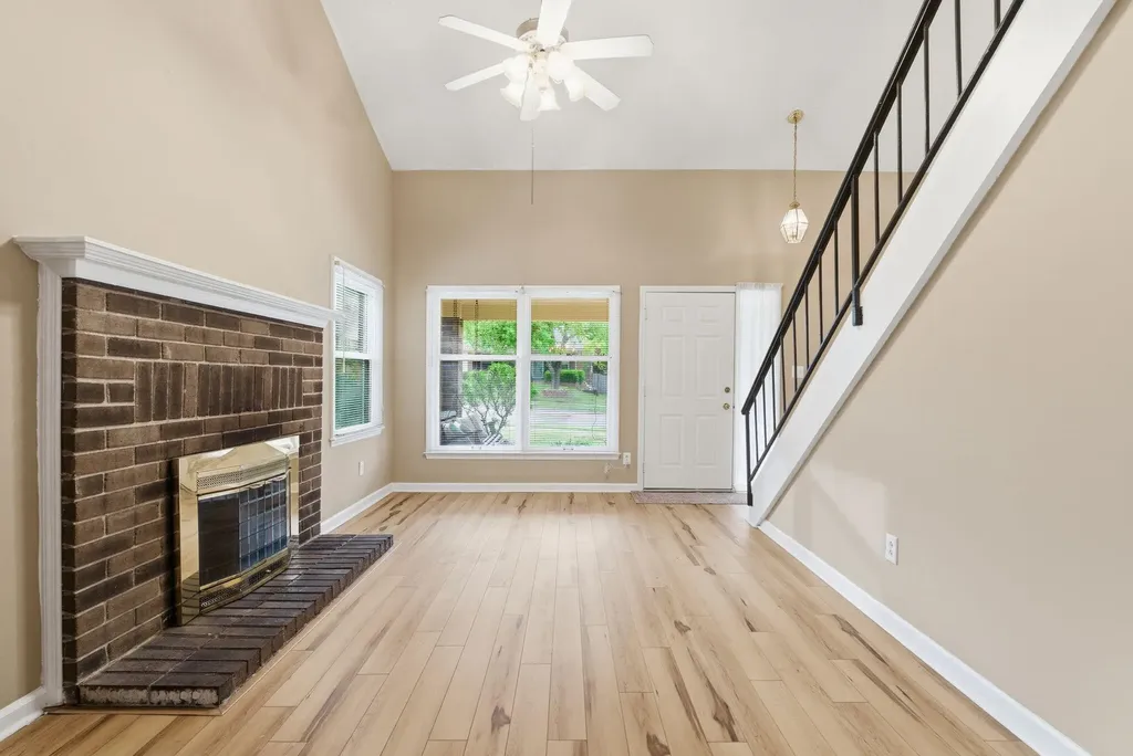308 Squires Road Lexington KY 40515