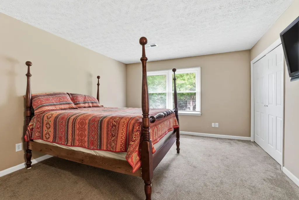 308 Squires Road Lexington KY 40515