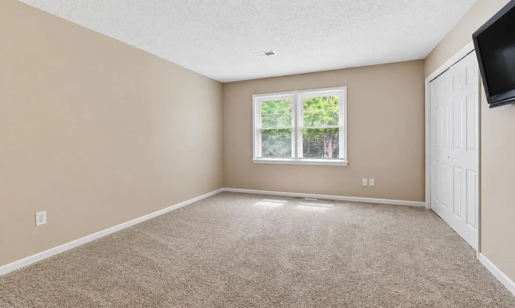 308 Squires Road Lexington KY 40515