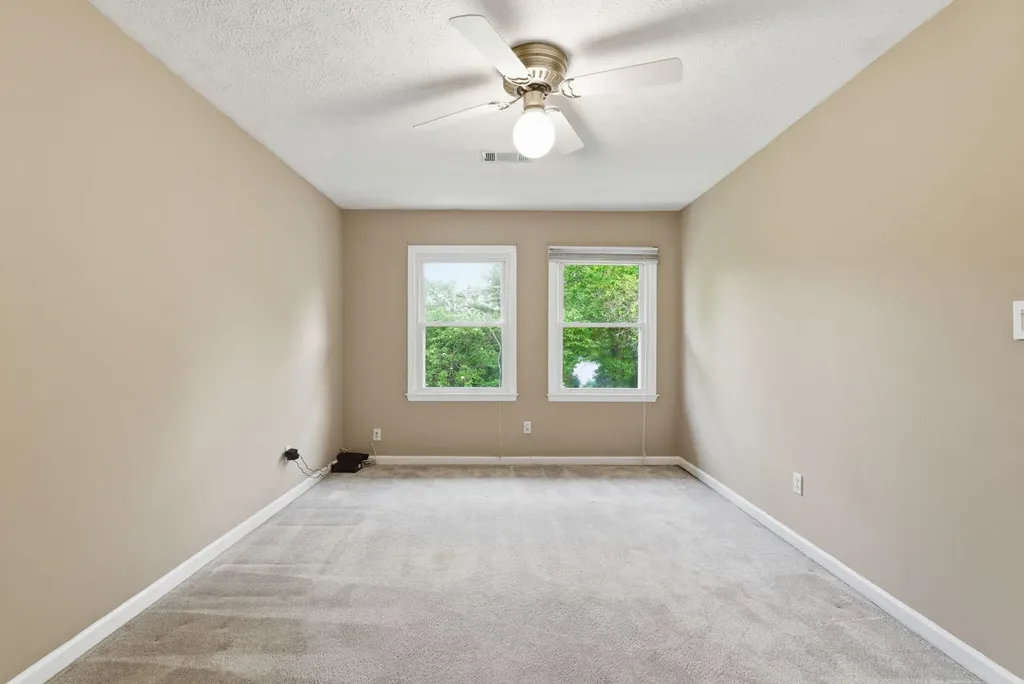 308 Squires Road Lexington KY 40515