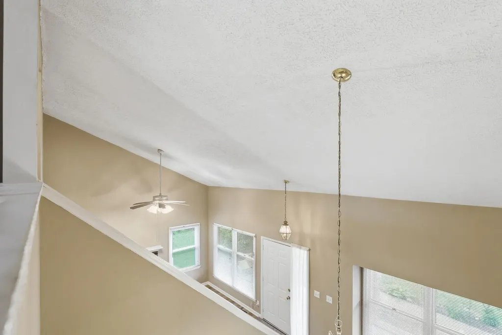 308 Squires Road Lexington KY 40515