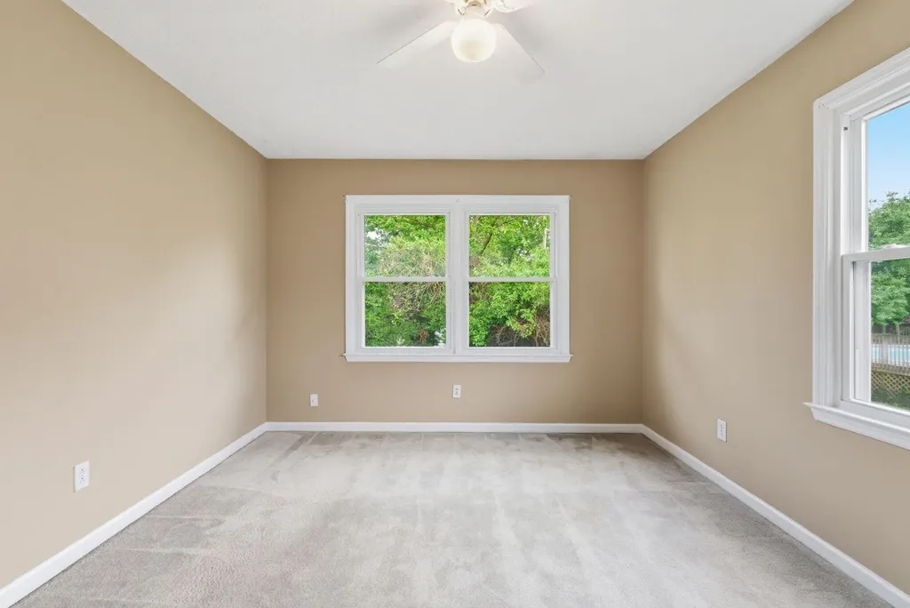 308 Squires Road Lexington KY 40515