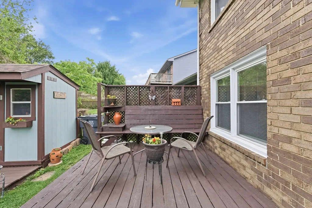 308 Squires Road Lexington KY 40515