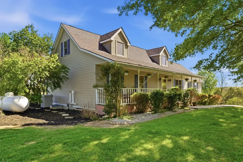 931 Dryden Road Sadieville KY 40370