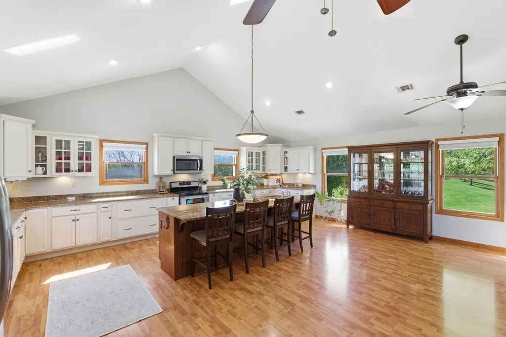 931 Dryden Road Sadieville KY 40370