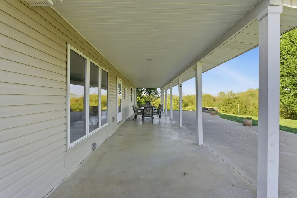 931 Dryden Road Sadieville KY 40370