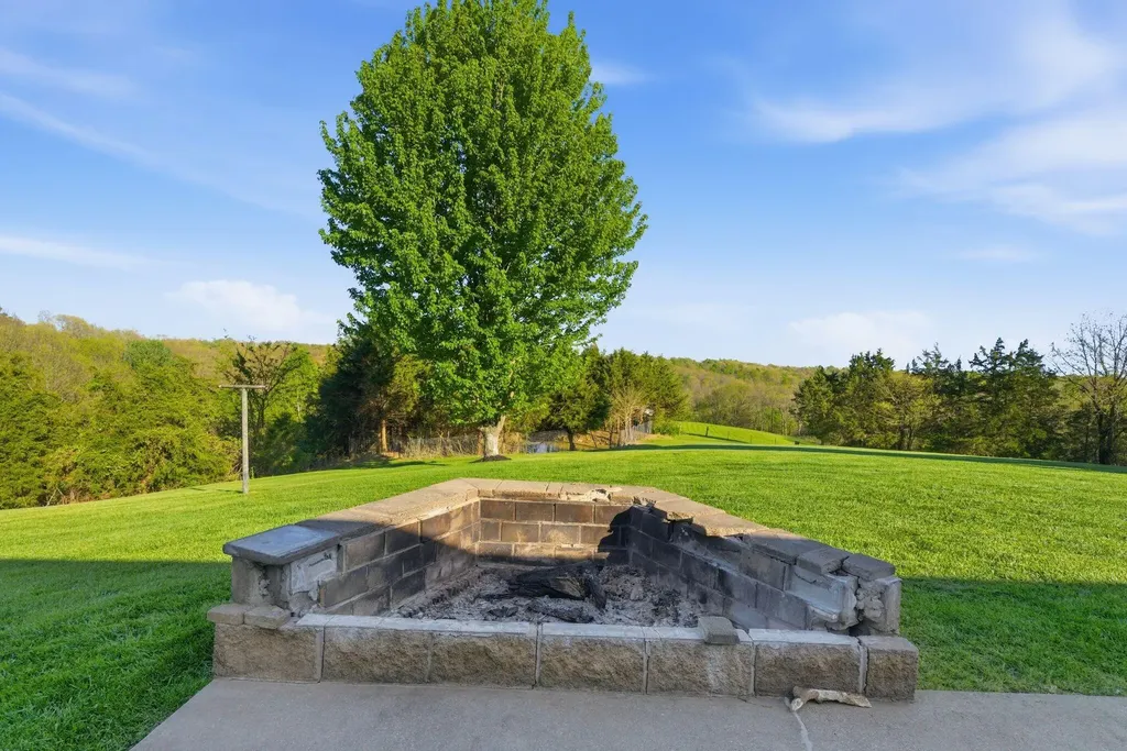 931 Dryden Road Sadieville KY 40370