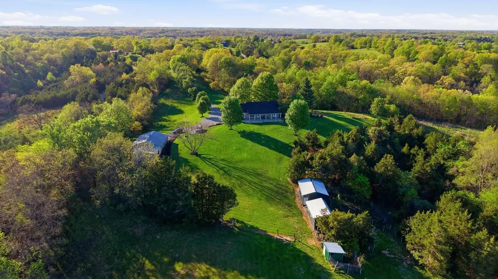 931 Dryden Road Sadieville KY 40370