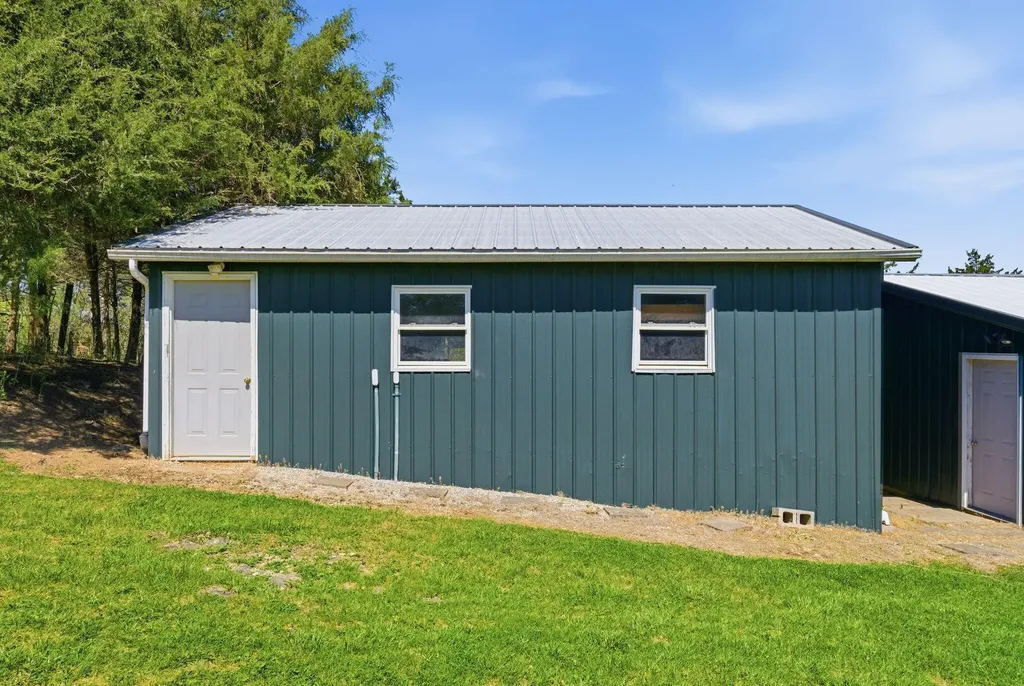 931 Dryden Road Sadieville KY 40370