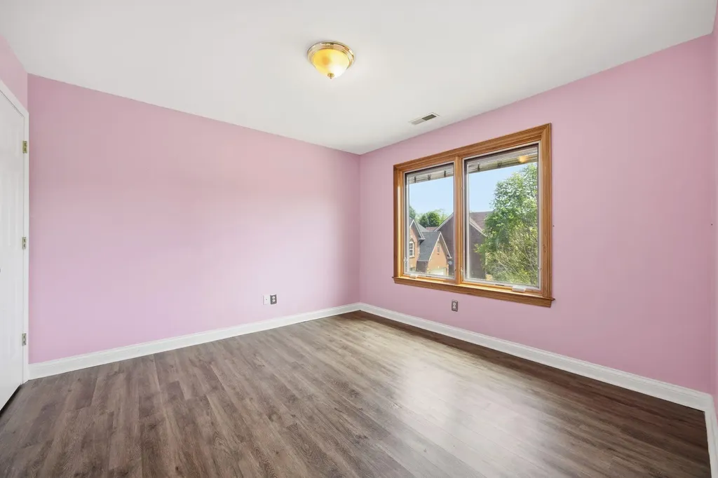 2233 Wilmington Lane Lexington KY 40513