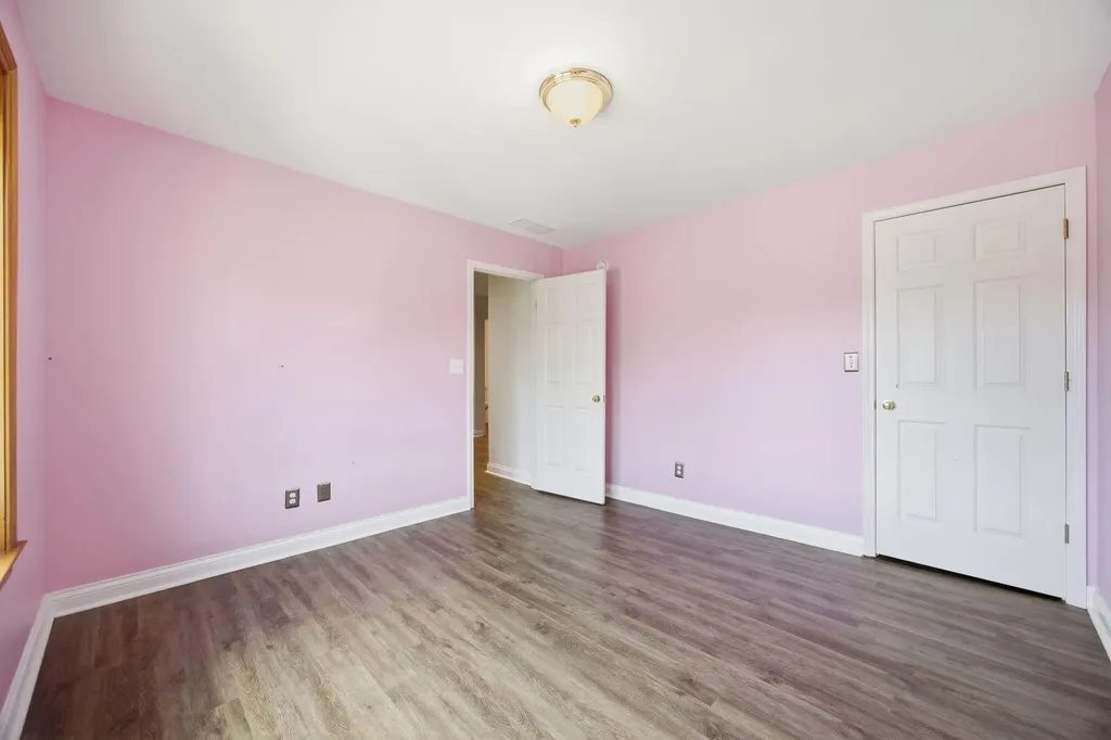 2233 Wilmington Lane Lexington KY 40513